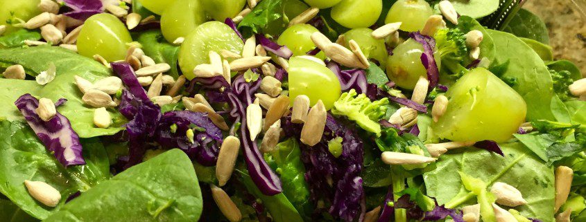 spinach broccoli grape salad